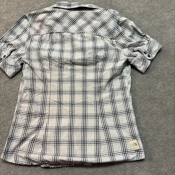 The North Face Women's Plaid Shirt - Green and White 1750 - Picture 5 of 6